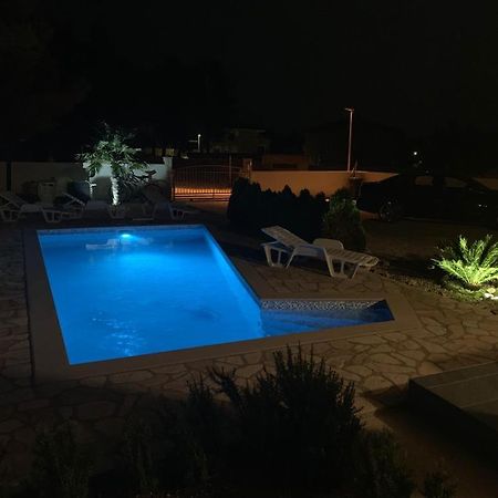 Villa Santa Barbara فرسي المظهر الخارجي الصورة