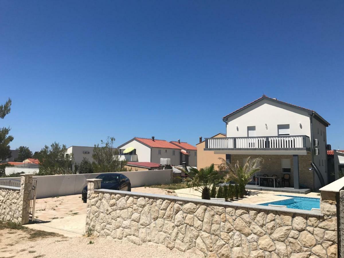 Villa Santa Barbara فرسي المظهر الخارجي الصورة